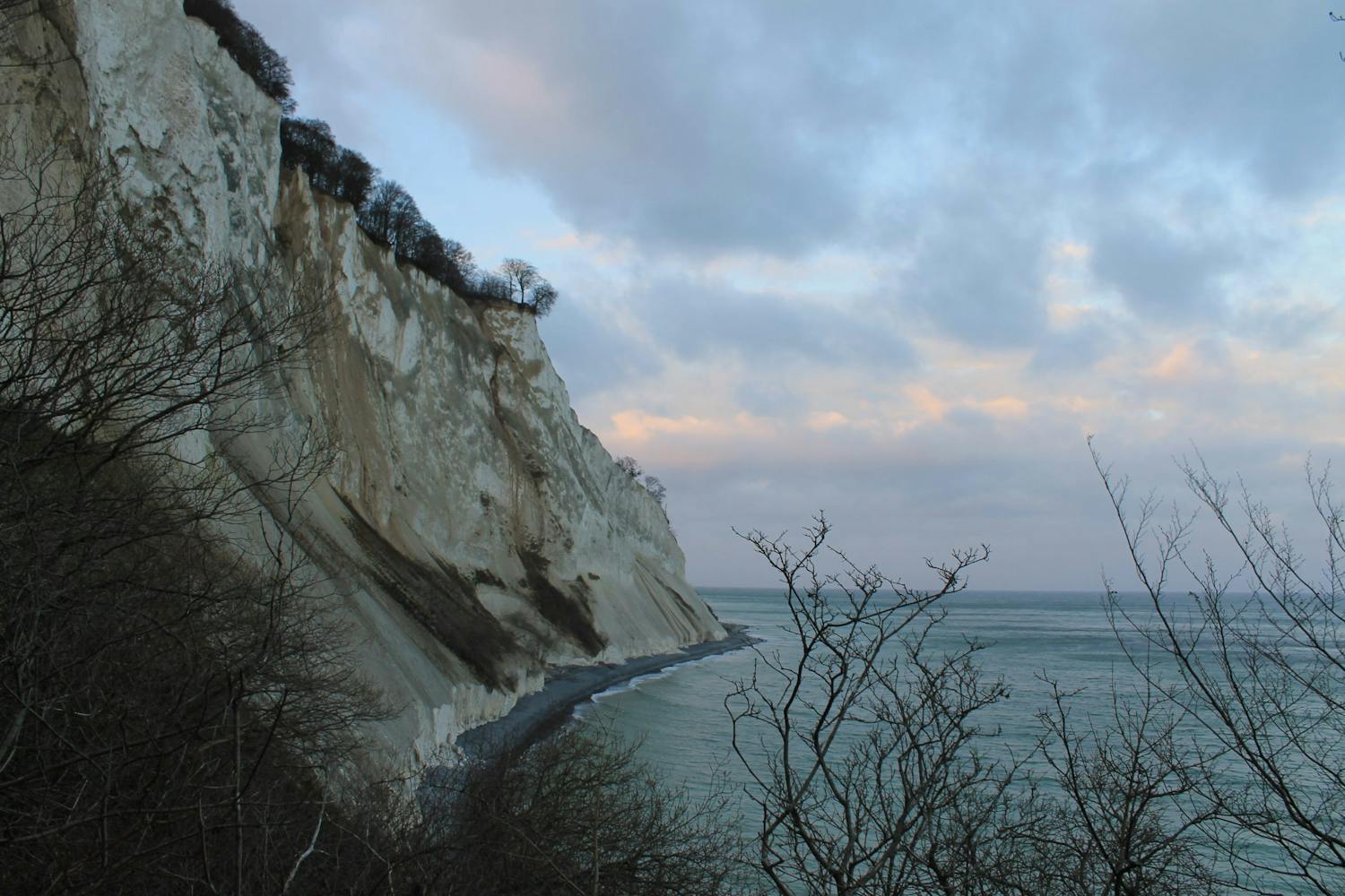 Mons,Klint,,Natural,Chalk,Cliffs,,Geological,Layers,70,Million,Years